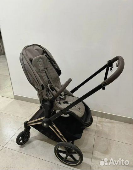 Коляска Cybex Priam IV 3 в 1 Rose gold