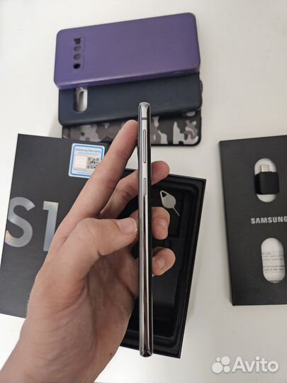 Samsung Galaxy S10, 6/128 ГБ