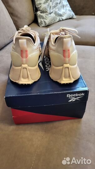 Кроссовки reebok женские 36 р