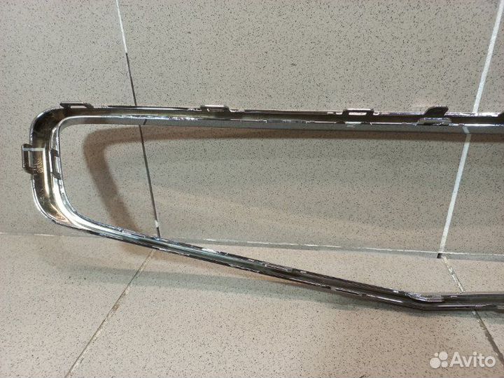 Накладка решетки радиатора Geely Atlas Pro