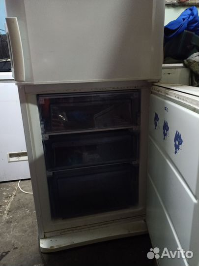 Холодильник Vestel 2метра