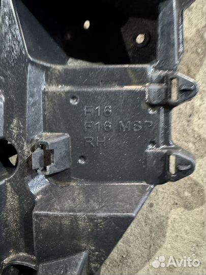 Кронштейн заднего бампера L/R X6 f16