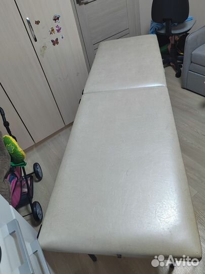 Кушетка для наращивания ресниц