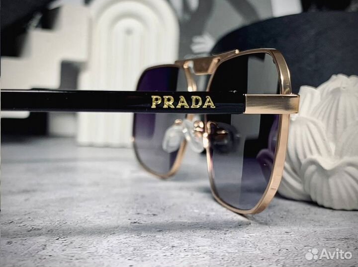 Очки Prada с поляризацией