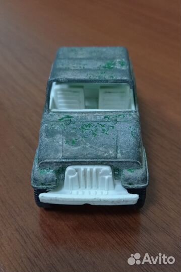 Моделька-машинка, США