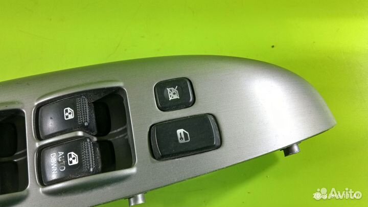 Блок управления стеклоподъёмниками Kia Carnival