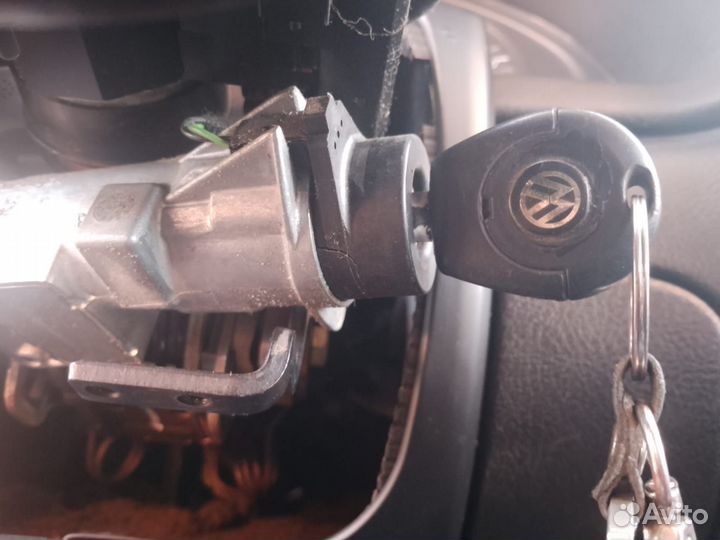 Вскрытие замков Авто Сейфы Квартиры Ремонт замков