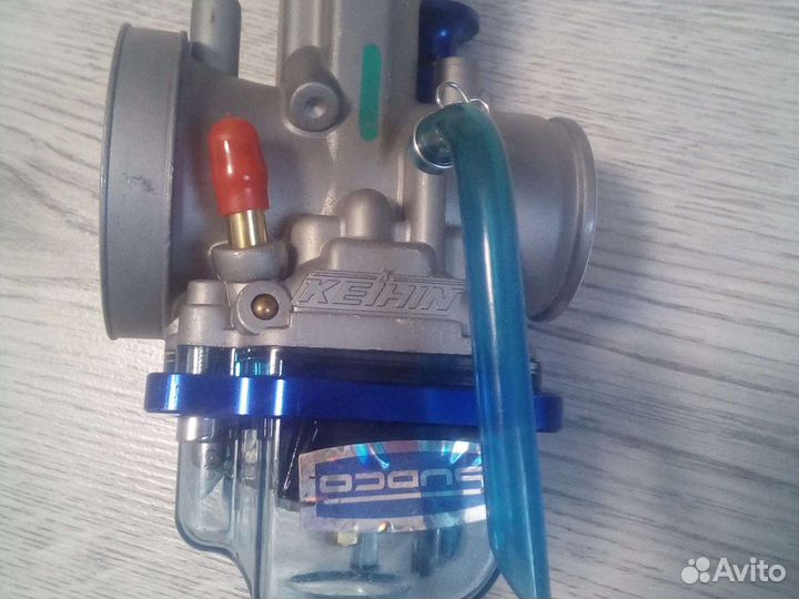 Карбюратор Keihin с ускорителем на мотоцикл