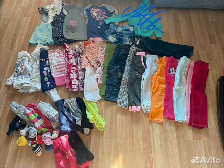 Вещи на девочку 102-116 см