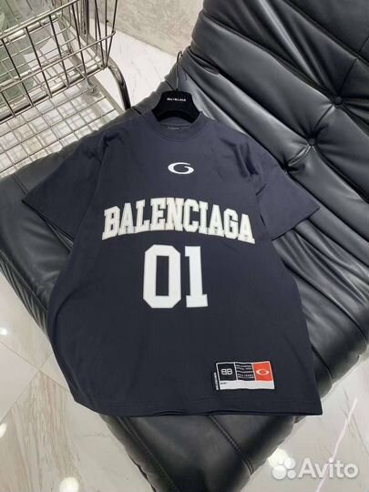 Balenciaga футболка