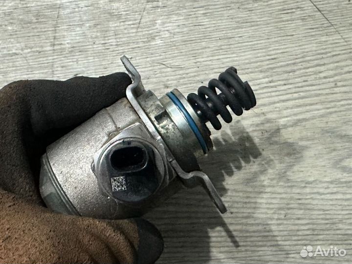 Насос (тнвд) бензиновый для Skoda Rapid