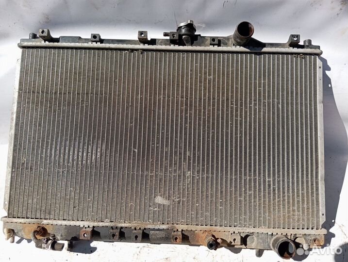 Радиатор охлаждения Mitsubishi Space Runner Wagon