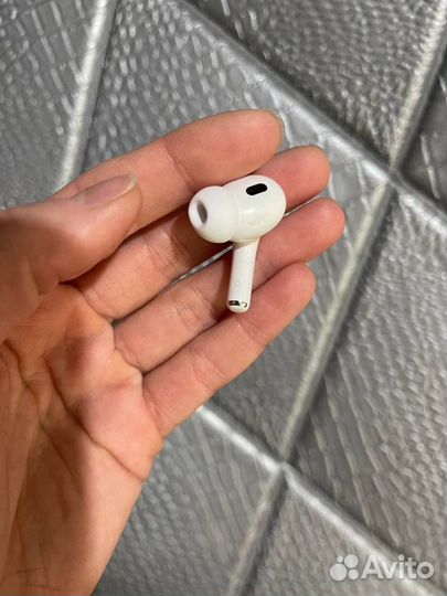 Apple AirPods pro 2 generation 2023