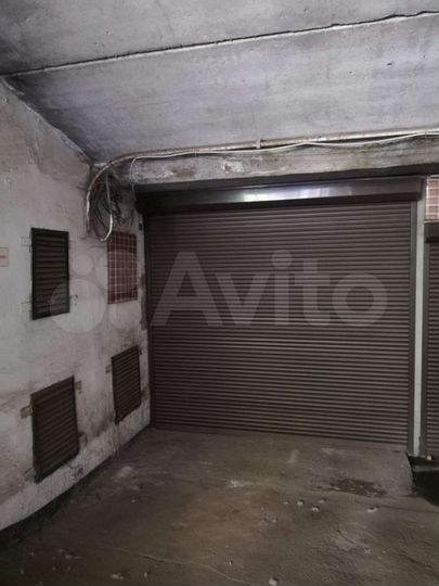 Машиноместо, 18 м²