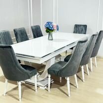 Столы и стулья