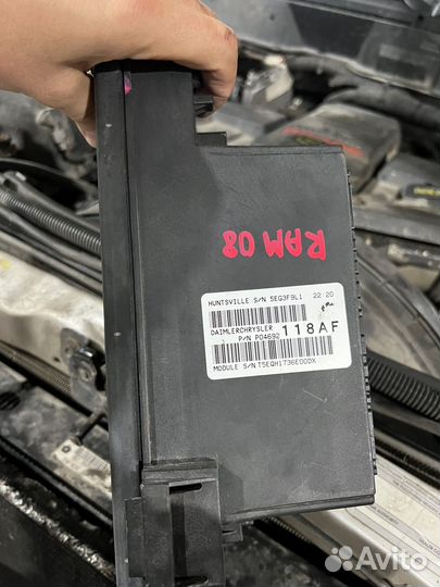 Блок предохранителей dodge ram 2008 04692118AF