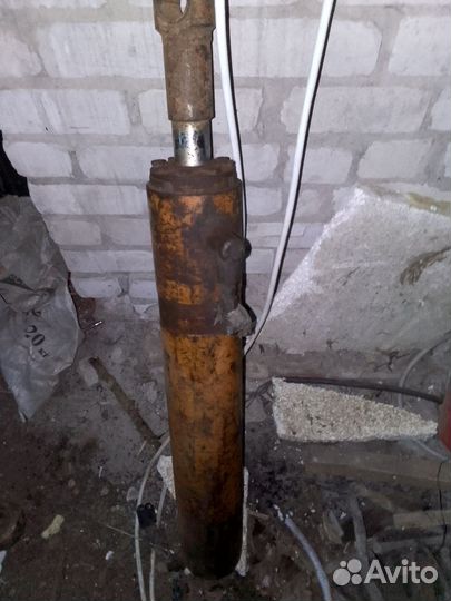 Гидроцилиндр бу