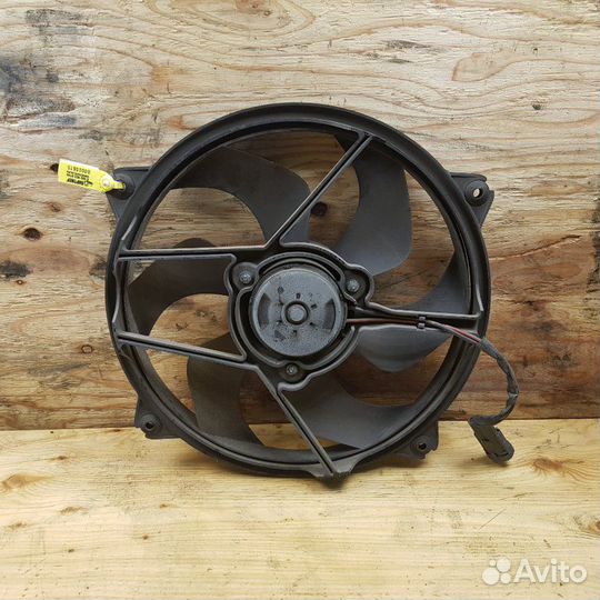 Диффузор радиатора Peugeot 307 3AC EW10J4 2001