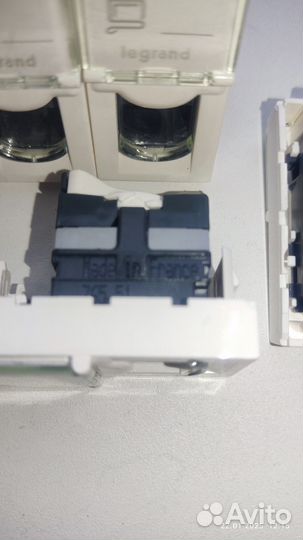 Розетка Mosaic 1М RJ45 UTP Legrand.Made in France