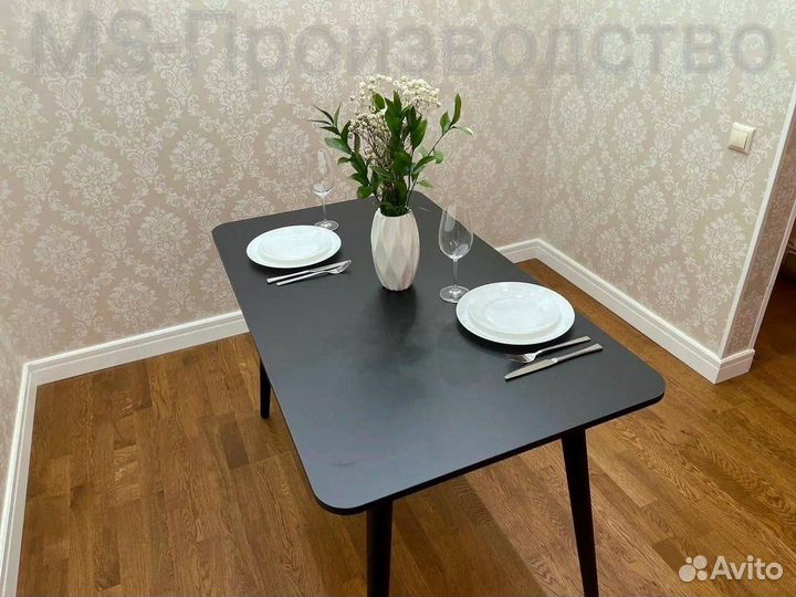 Кухонный стол