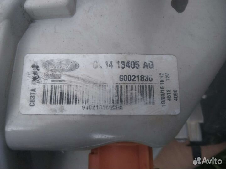 Фонарь задний левый Ford Kuga 2