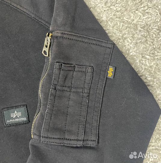 Бомбер alpha industries