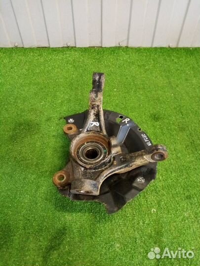 Кулак передний правый Kia Rio 3 QB G4FC 1.6 123лс