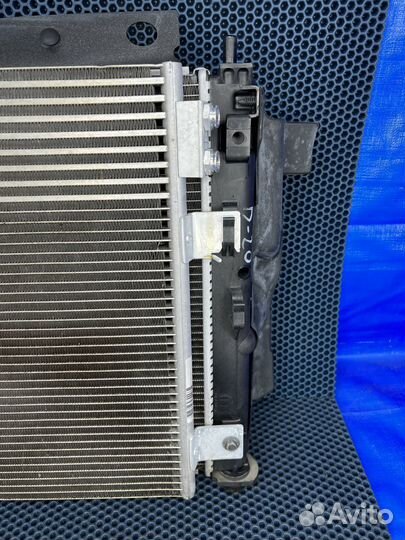 Кассета радиаторов Dodge Caliber 2л варитор