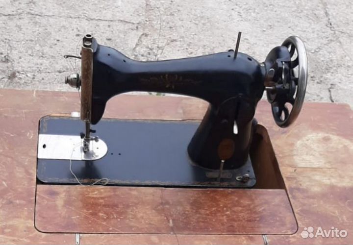 Швейная машинка ножная подольск СССР