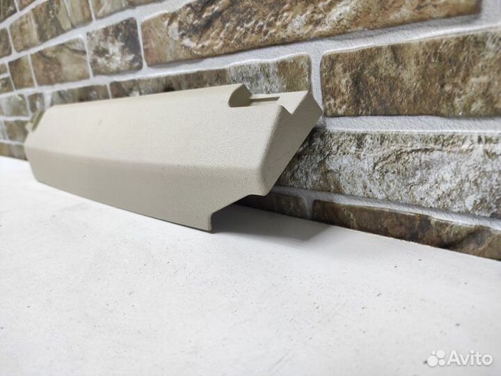 Накладка сиденья правая Bmw 5-Series G30 2017