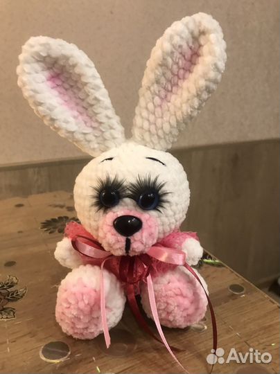 Плюшевый зайка ручной работы