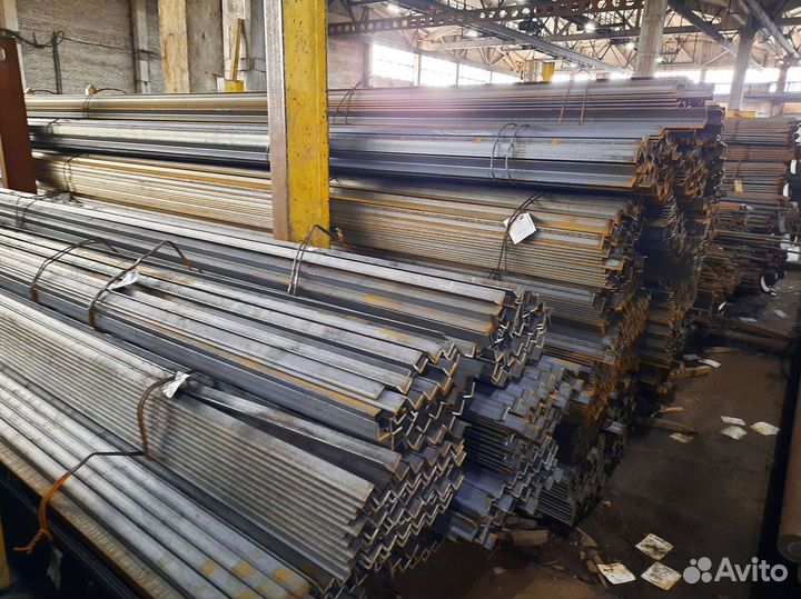 Уголок стальной