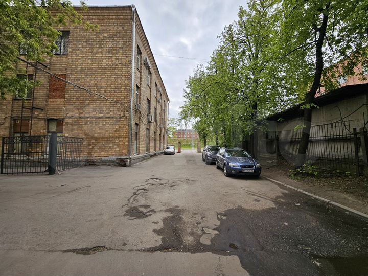 Продажа склад производство 677 м² у метро 5 минут