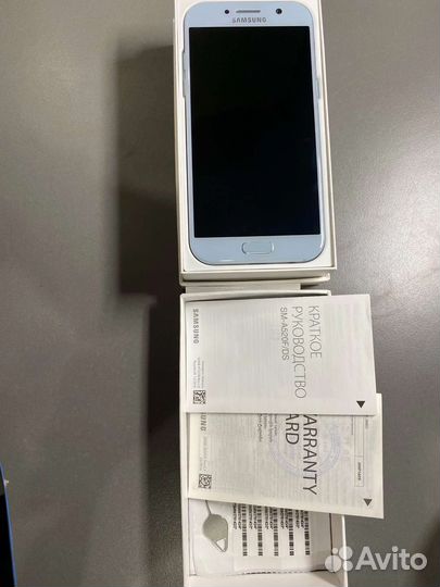 Телефон Samsung galaxy a5 2017