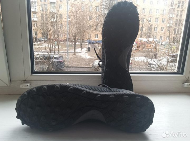 Футбольные бутсы.demix