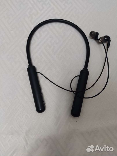 Наушники с микрофоном