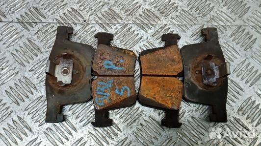 Тормозные колодки передние левые BMW 3 F30/F31 (9B