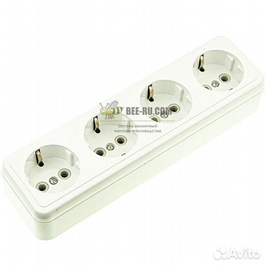 Розетка 4-х местная 16А с заземлением