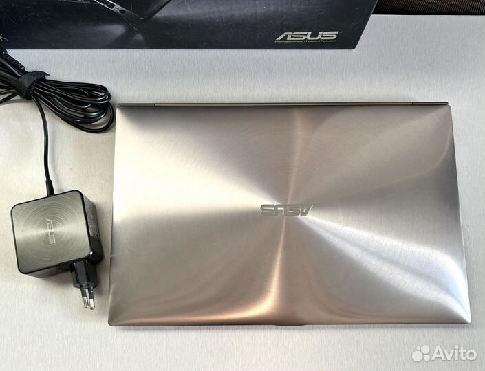 Ультрабук Asus Zenbook UX21E ноутбук