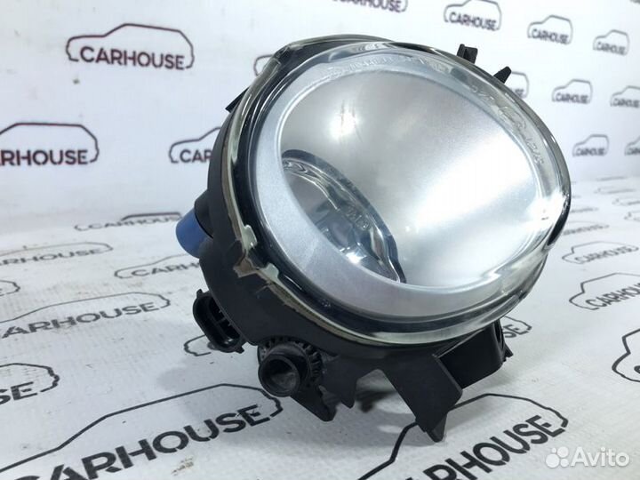 Фонарь противотуманный передний правый Volkswagen
