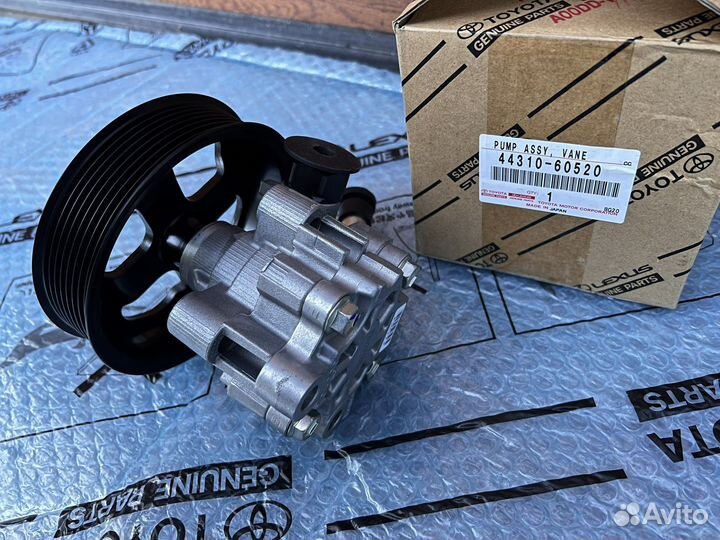 Насос гур Toyota Land Cruiser 200 1UR-FE 3UR-FE