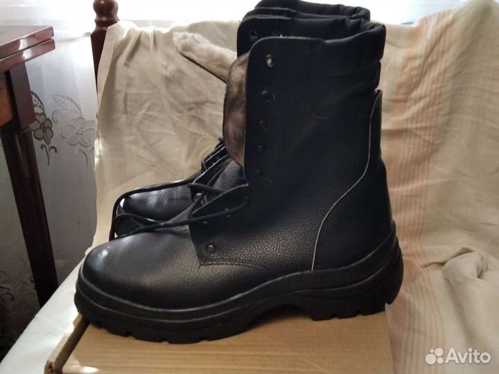 Берцы зима р.42,р,41