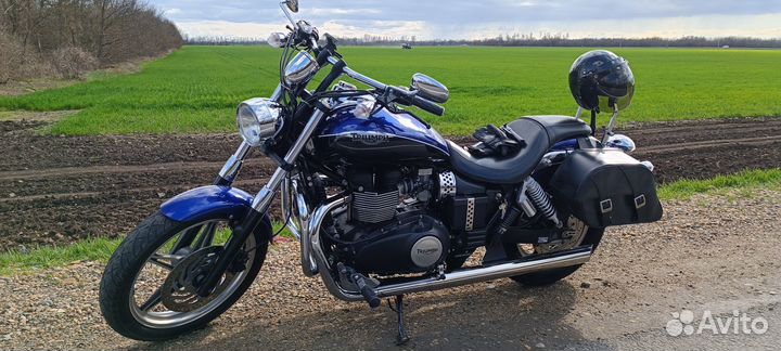 Triumph speedmaster 2013