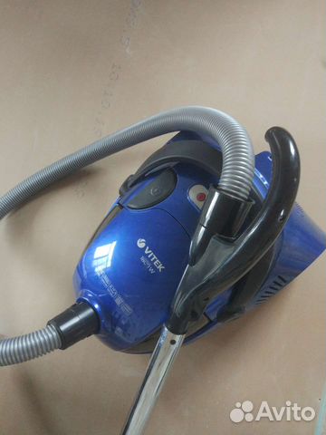 Пылесос Vitek 1800W