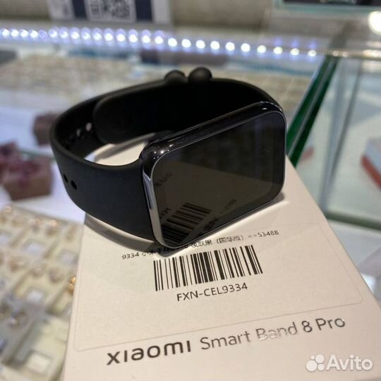 Фитнес-браслет Xiaomi Mi Band 8 Pro