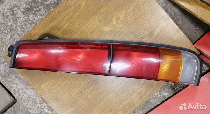 Фонарь задний правый toyota town ACE