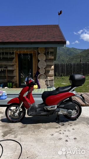 Продам Aprilia Scarabeo 250ie