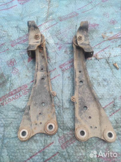 Рычаг задний Toyota rav 4