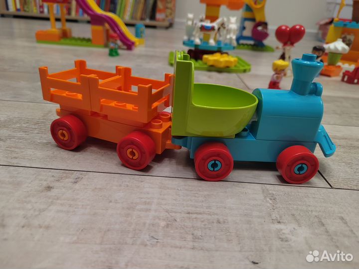 Lego duplo конструктор парк аттракционов