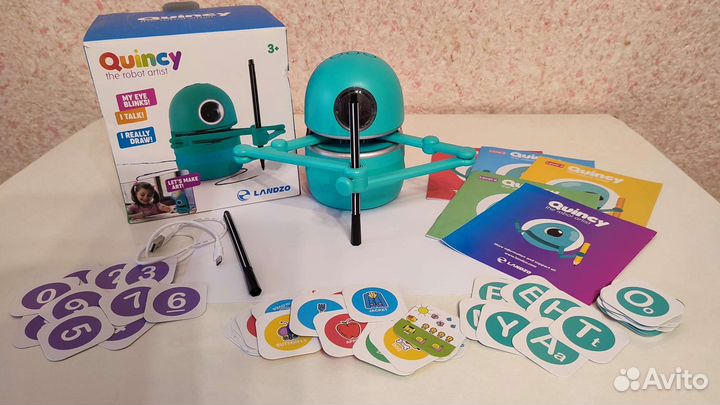 Робот-рисовальщик Quincy англоязычный